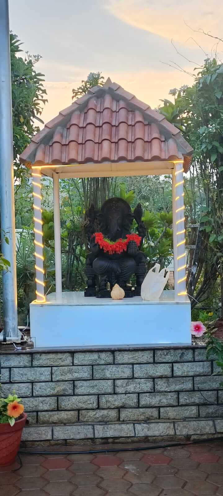 Abhaya Mudra Ganpati Murti 3′