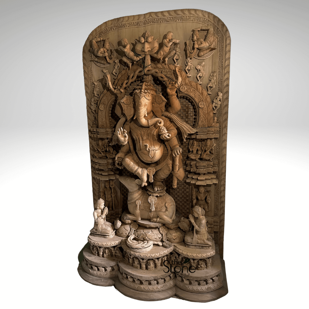Wooden Ganpati Murti 4.5ft
