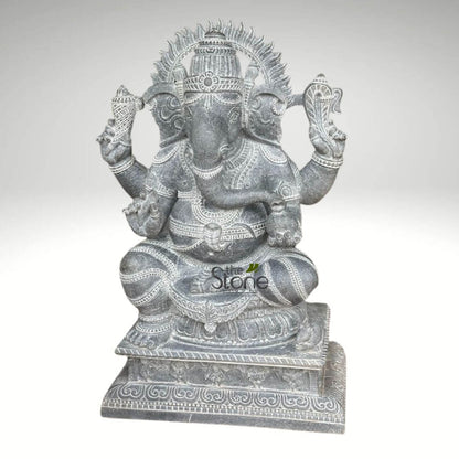 Ganesha idol for home entrance 3.5ft